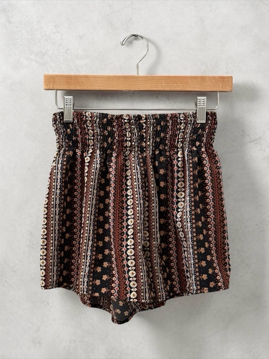 SHEIN Pants - SHEIN Smocked Waist Floral Stripe Women’s Shorts — Black/Brown! Small!